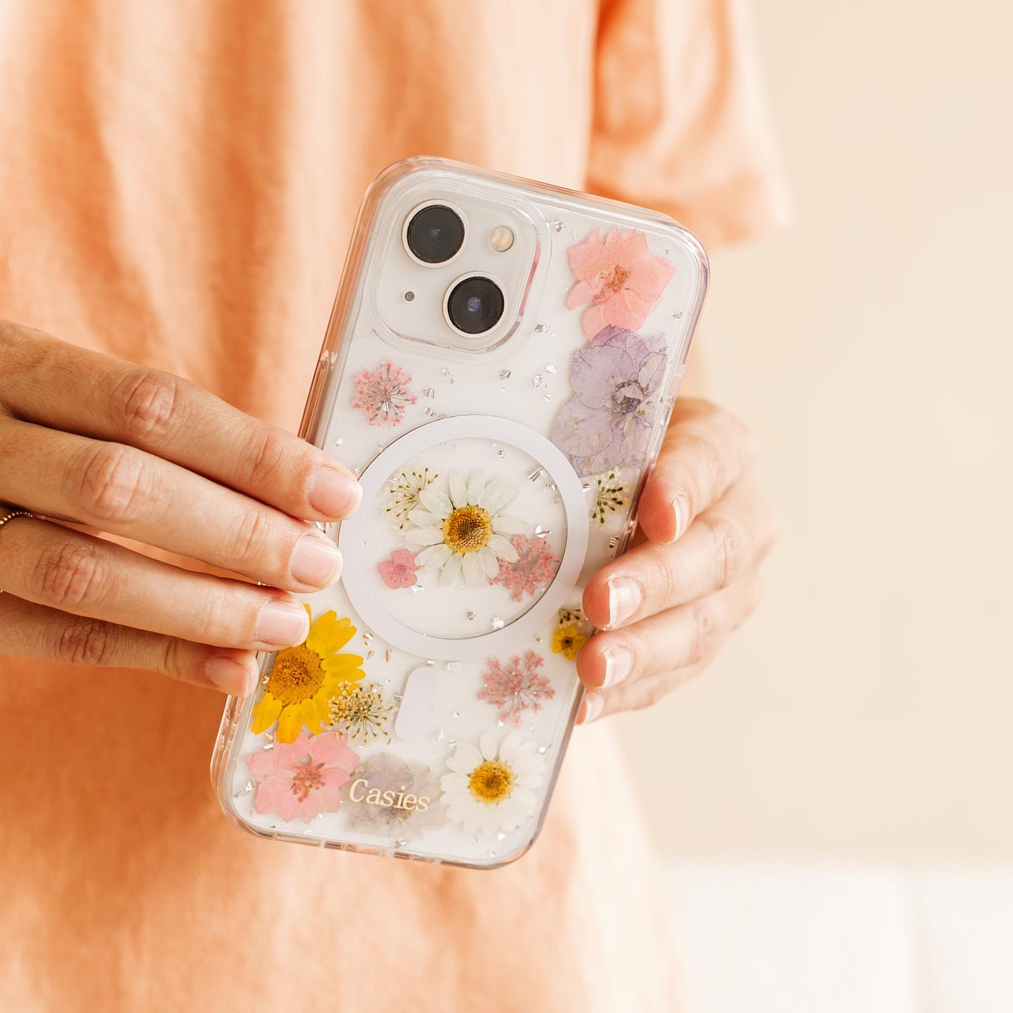 Bella Dried Flowers phonecase - with MagSafe