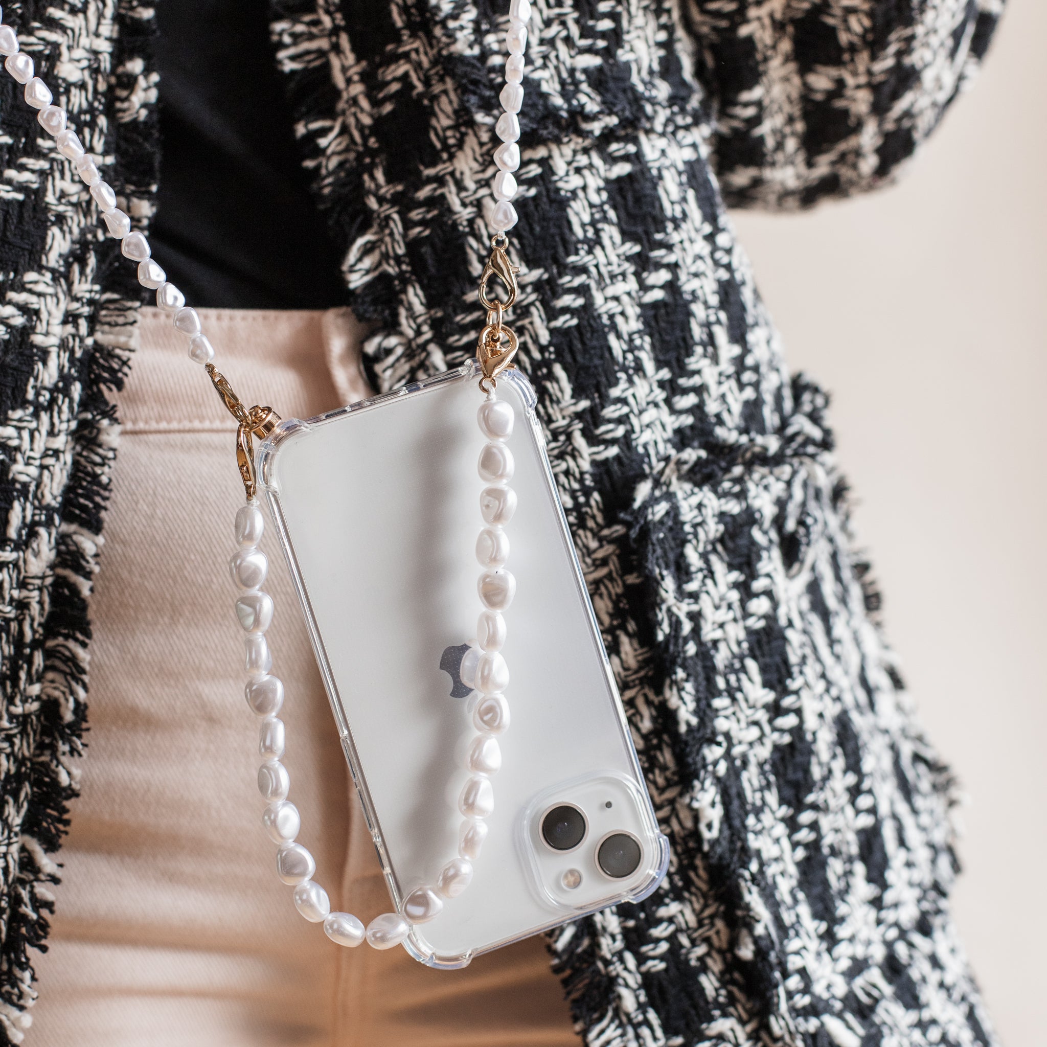 Phone case with Pearl Duo